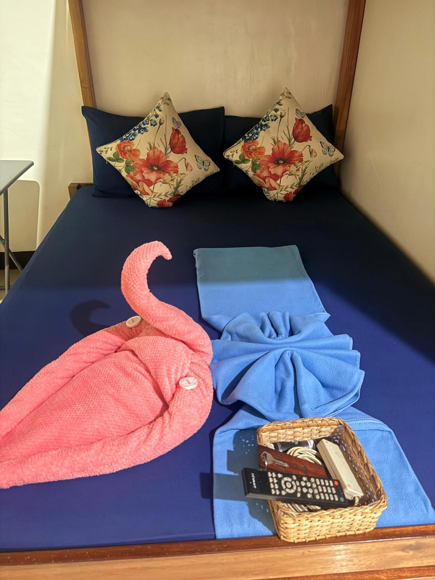 Lolo Bob'S Bed And Breakfast Ель-Нідо Екстер'єр фото