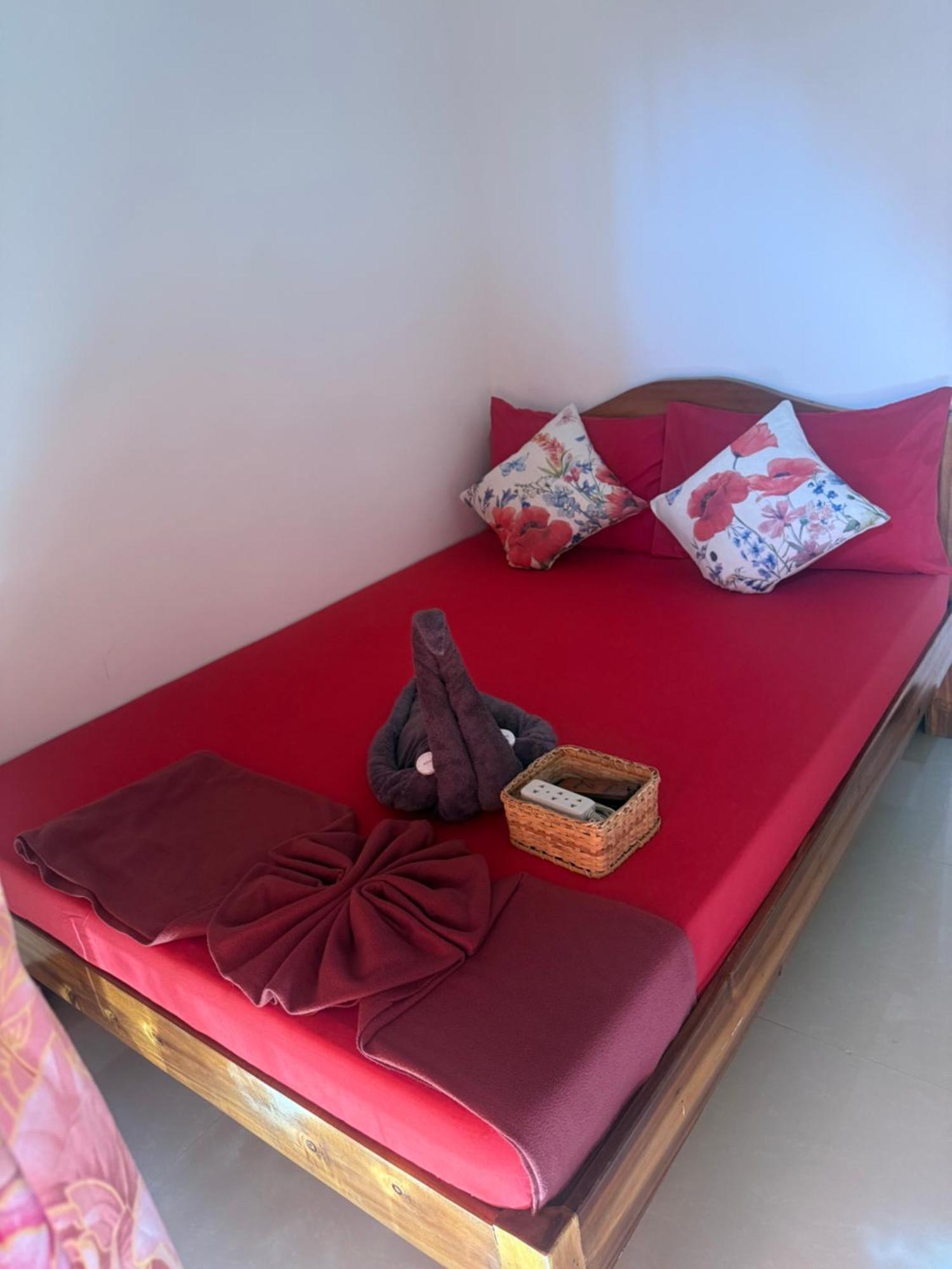 Lolo Bob'S Bed And Breakfast Ель-Нідо Екстер'єр фото